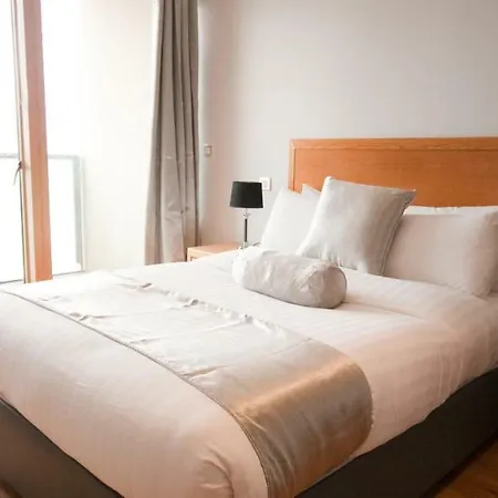 Smithfield Aparthotel *